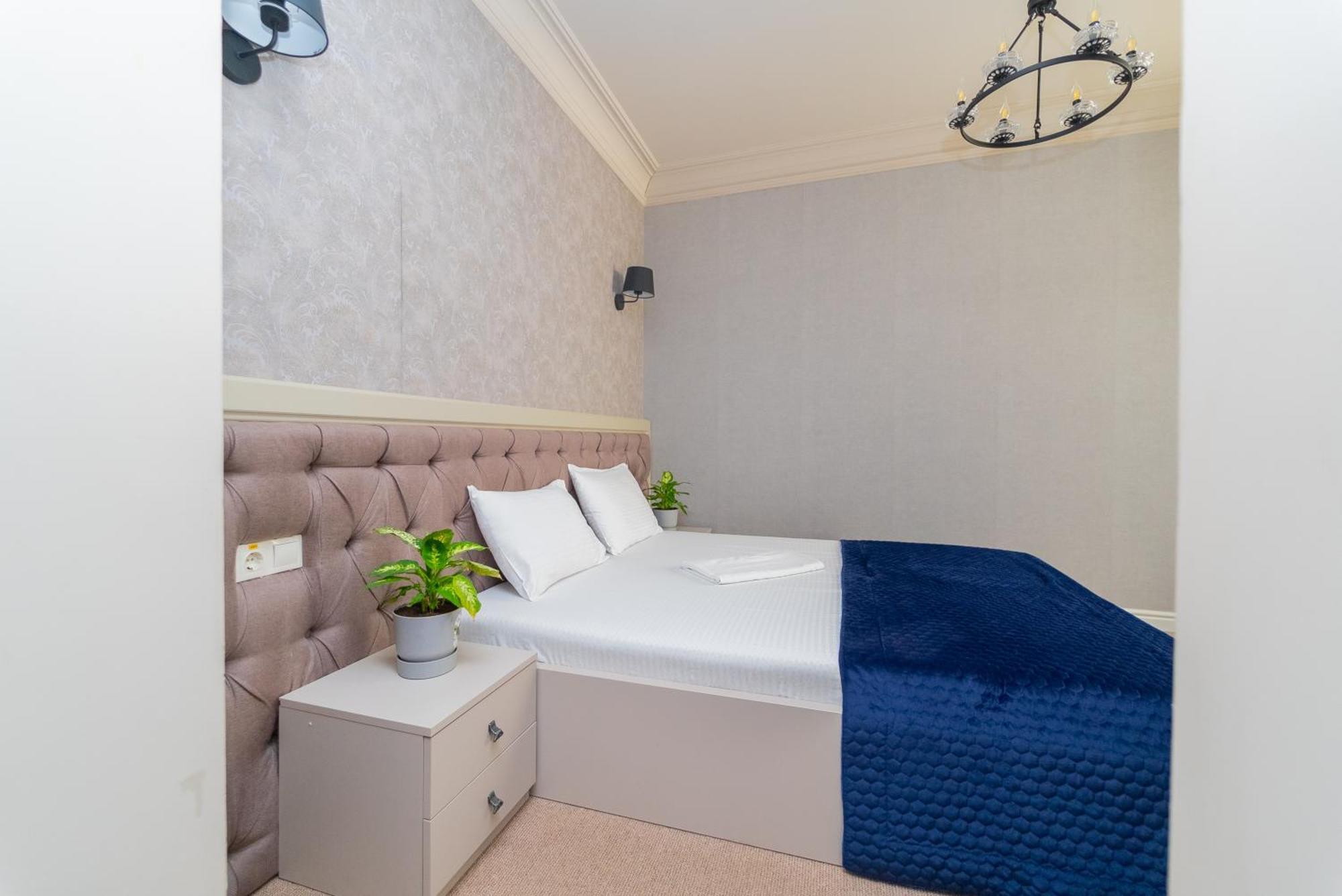 Maner Hotel Odessa Exterior foto